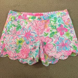 NWOT 5 in Lilly Pulitzer Buttercup Shorts Size 14